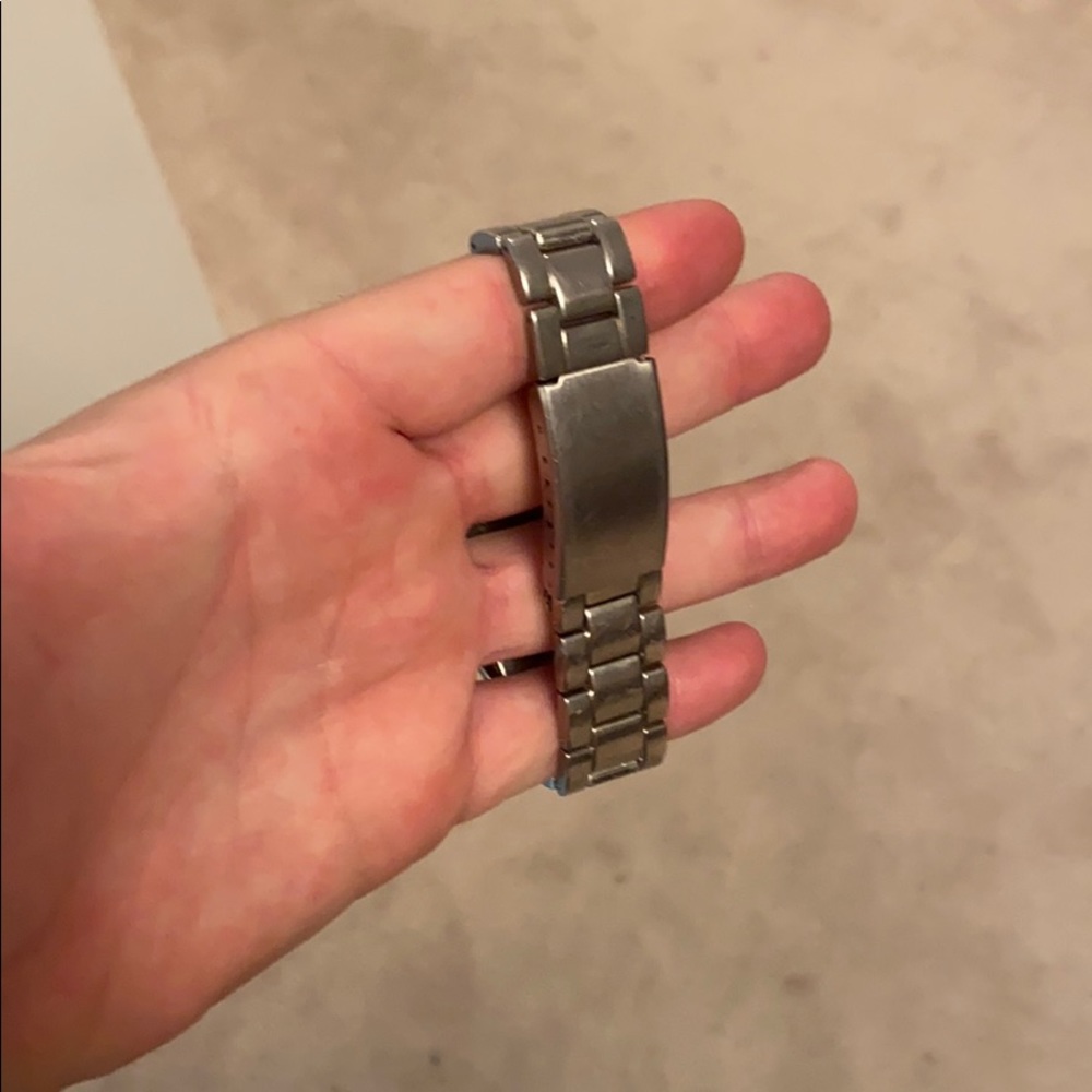 Watch - Picture 3 of 4